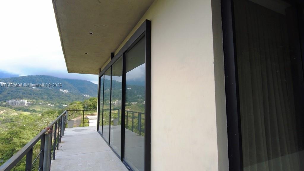 Cerro Real - Residential