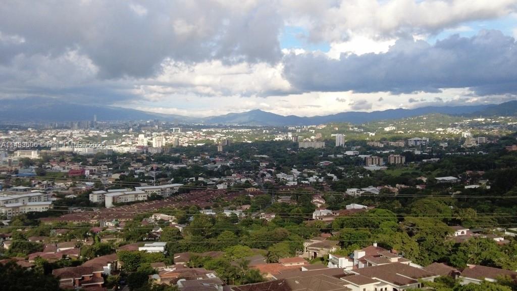 Cerro Real - Residential