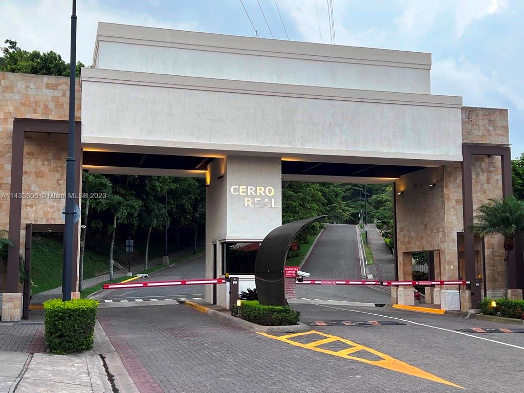 Cerro Real - Residential
