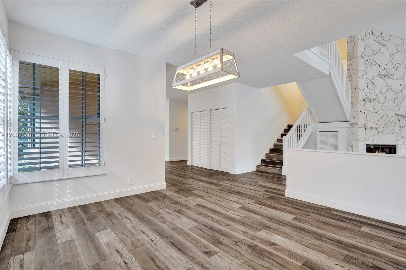 EAGLE TRACE - Residential