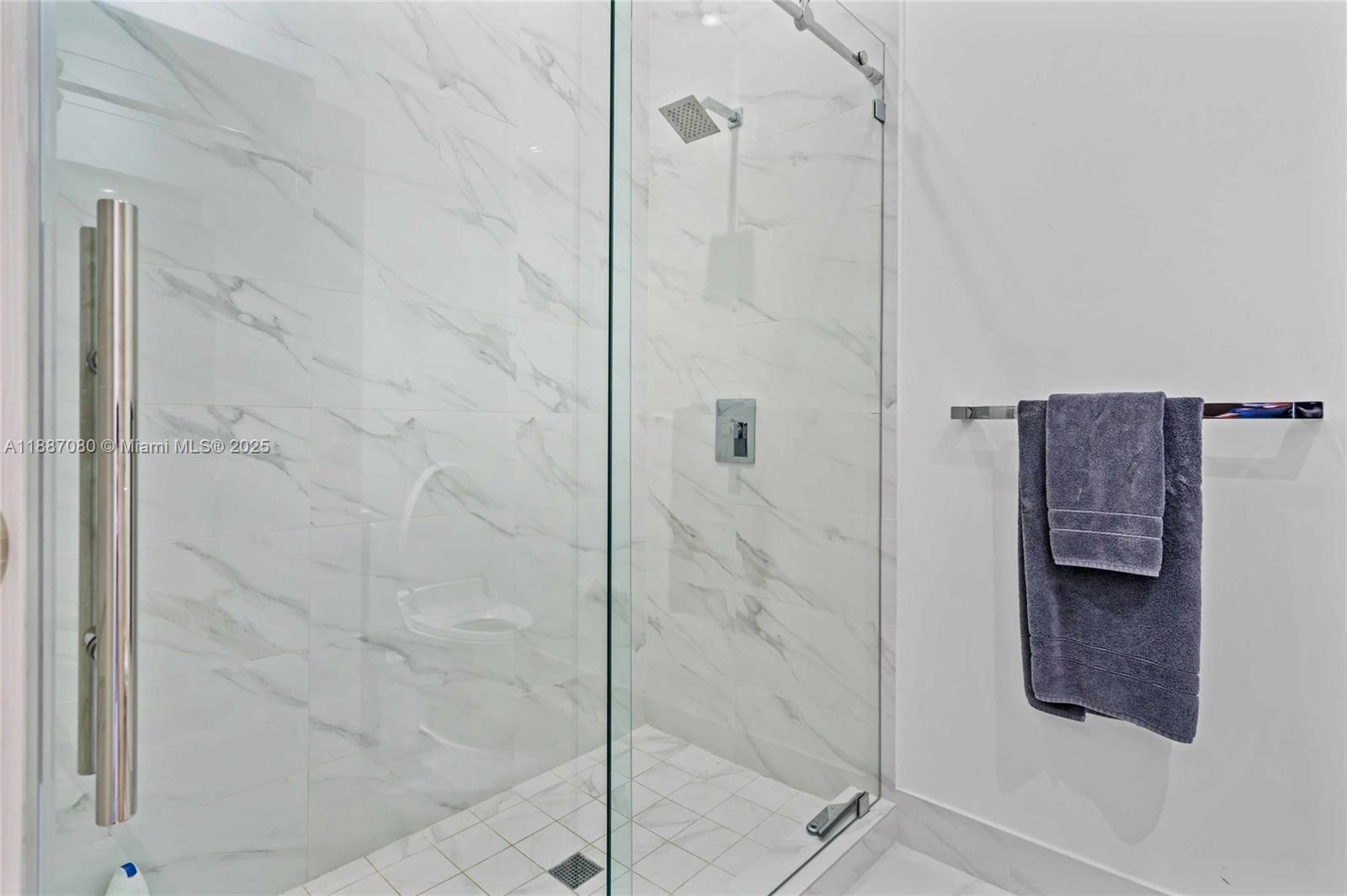 801 SMA RESIDENCES CONDO - Residential
