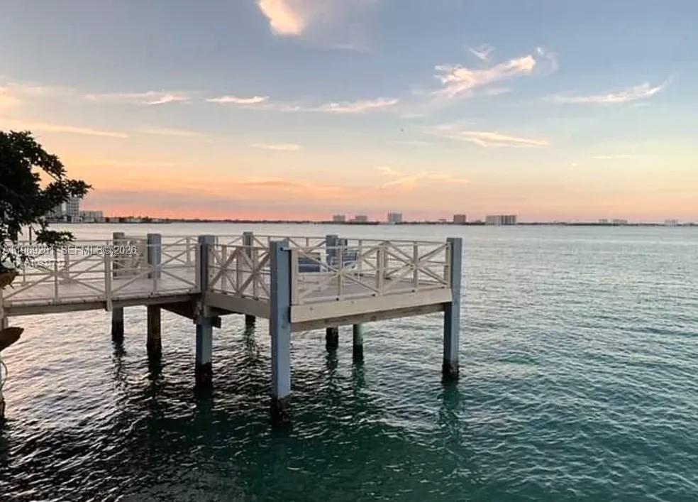 KENNEDY HOUSE CONDO - Residential