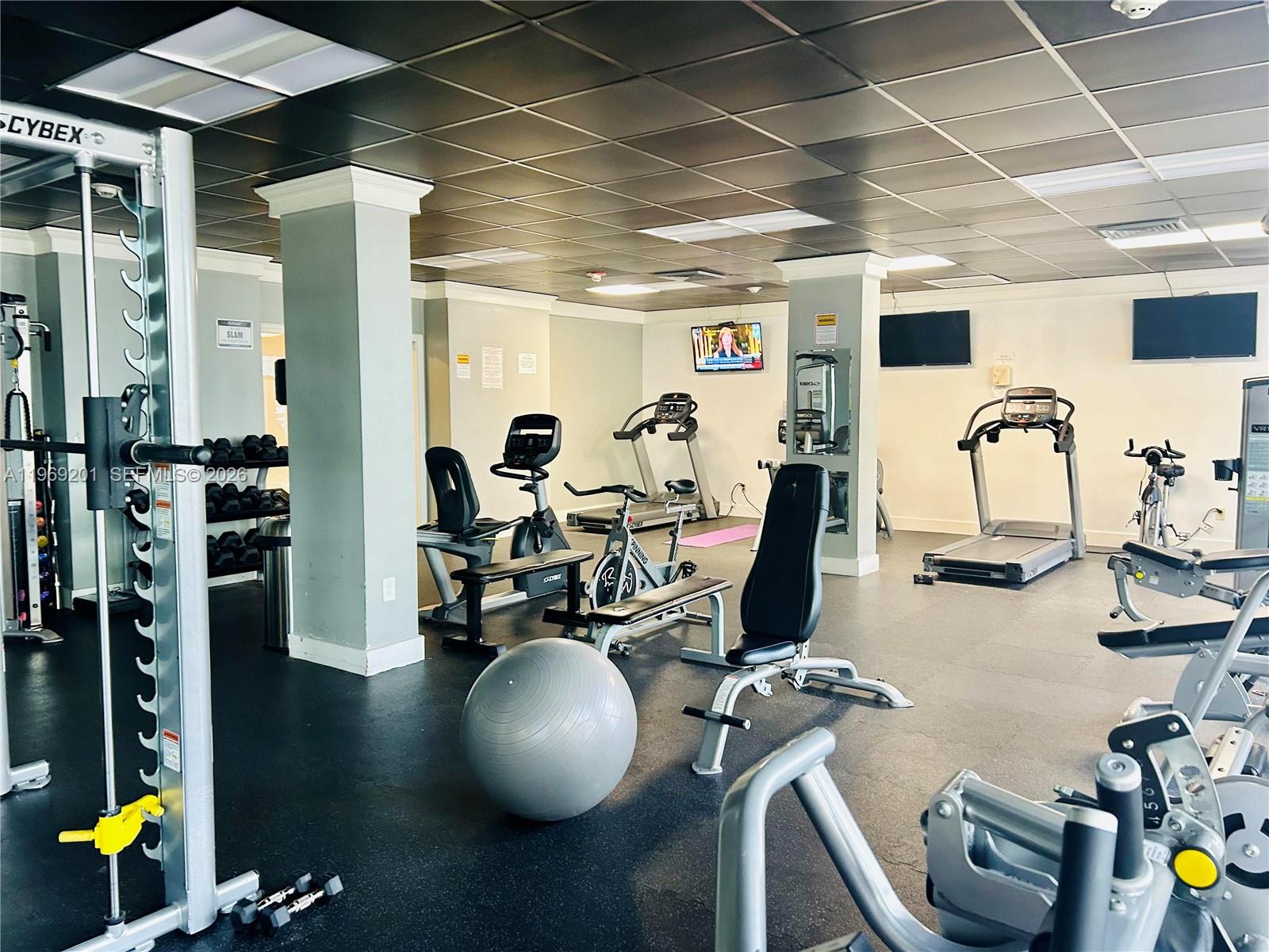 KENNEDY HOUSE CONDO - Residential