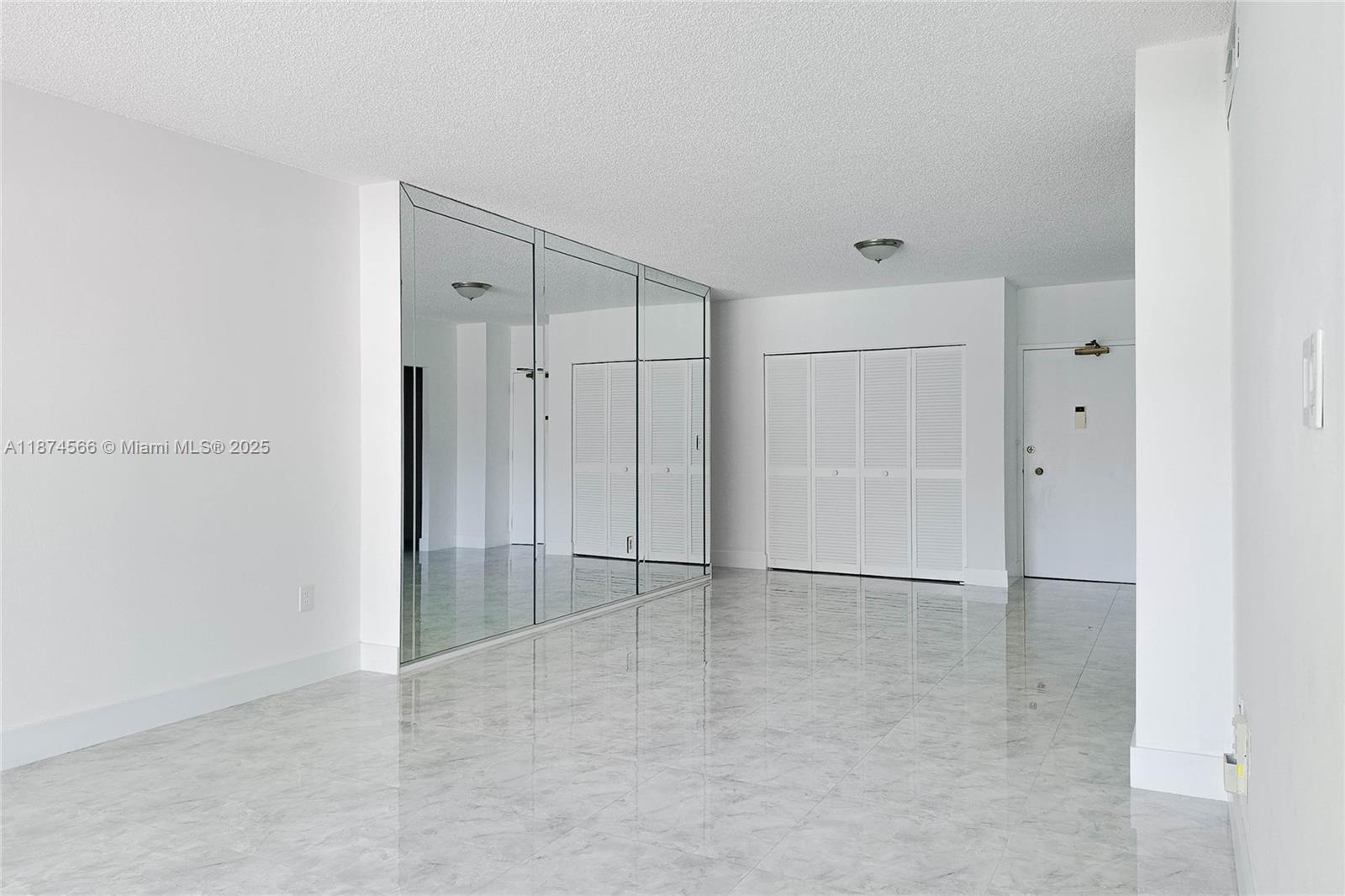 HEMISPHERES CONDO - Residential Lease