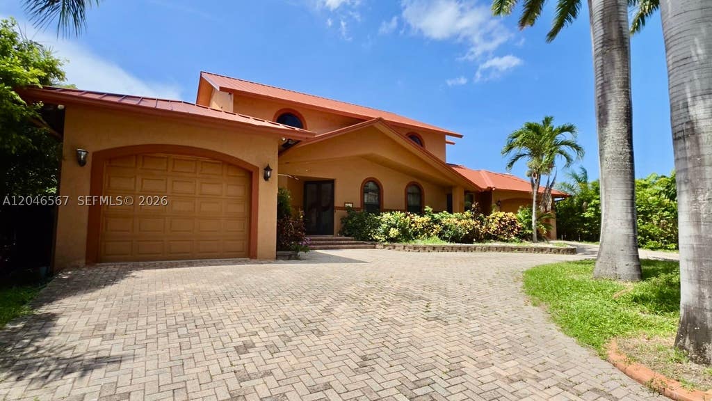 Photo of 741 Tyler St #0, Hollywood, FL 33019 (MLS # A12046567)