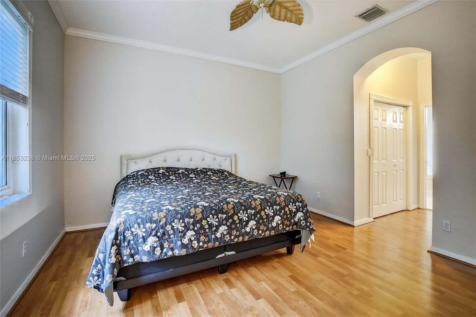 ISLES AT WESTON - Residential