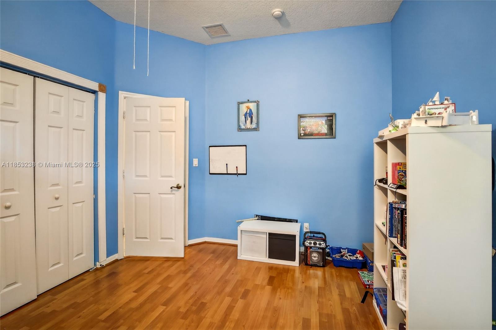 ISLES AT WESTON - Residential