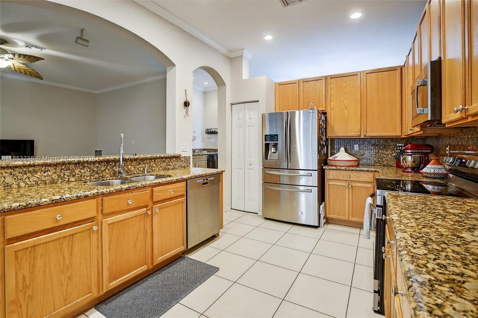 ISLES AT WESTON - Residential