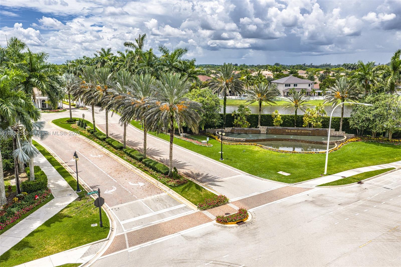 ISLES AT WESTON - Residential