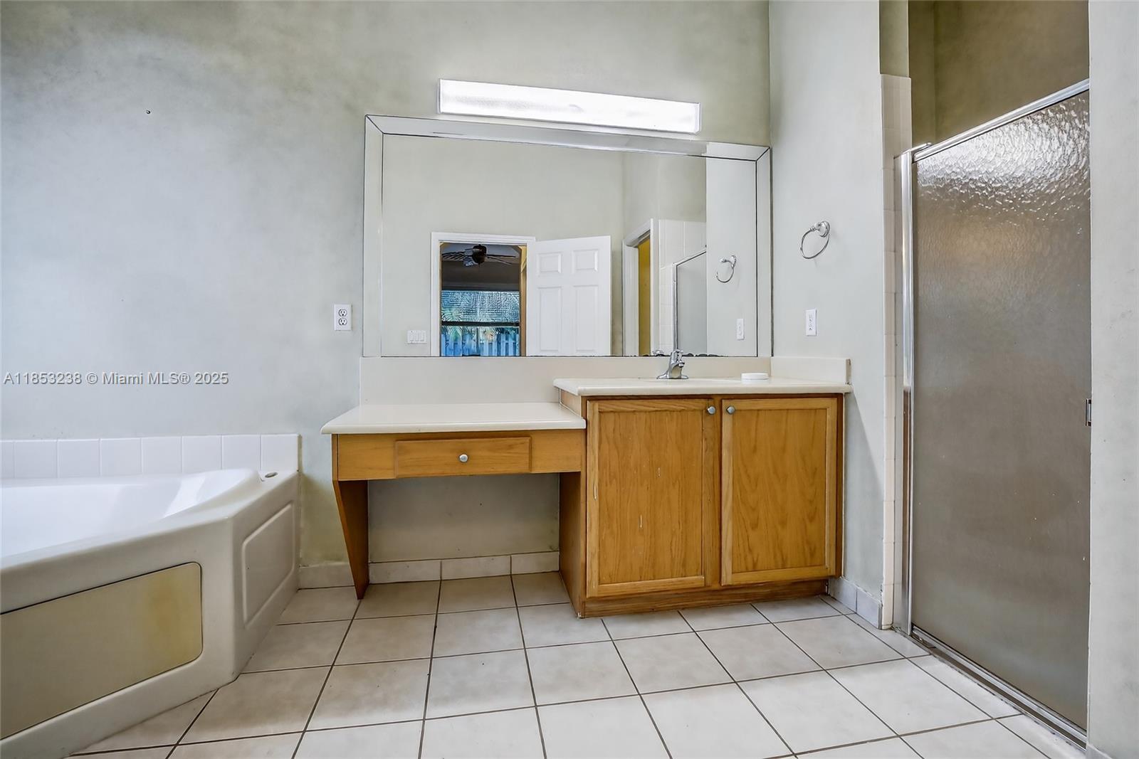 ISLES AT WESTON - Residential