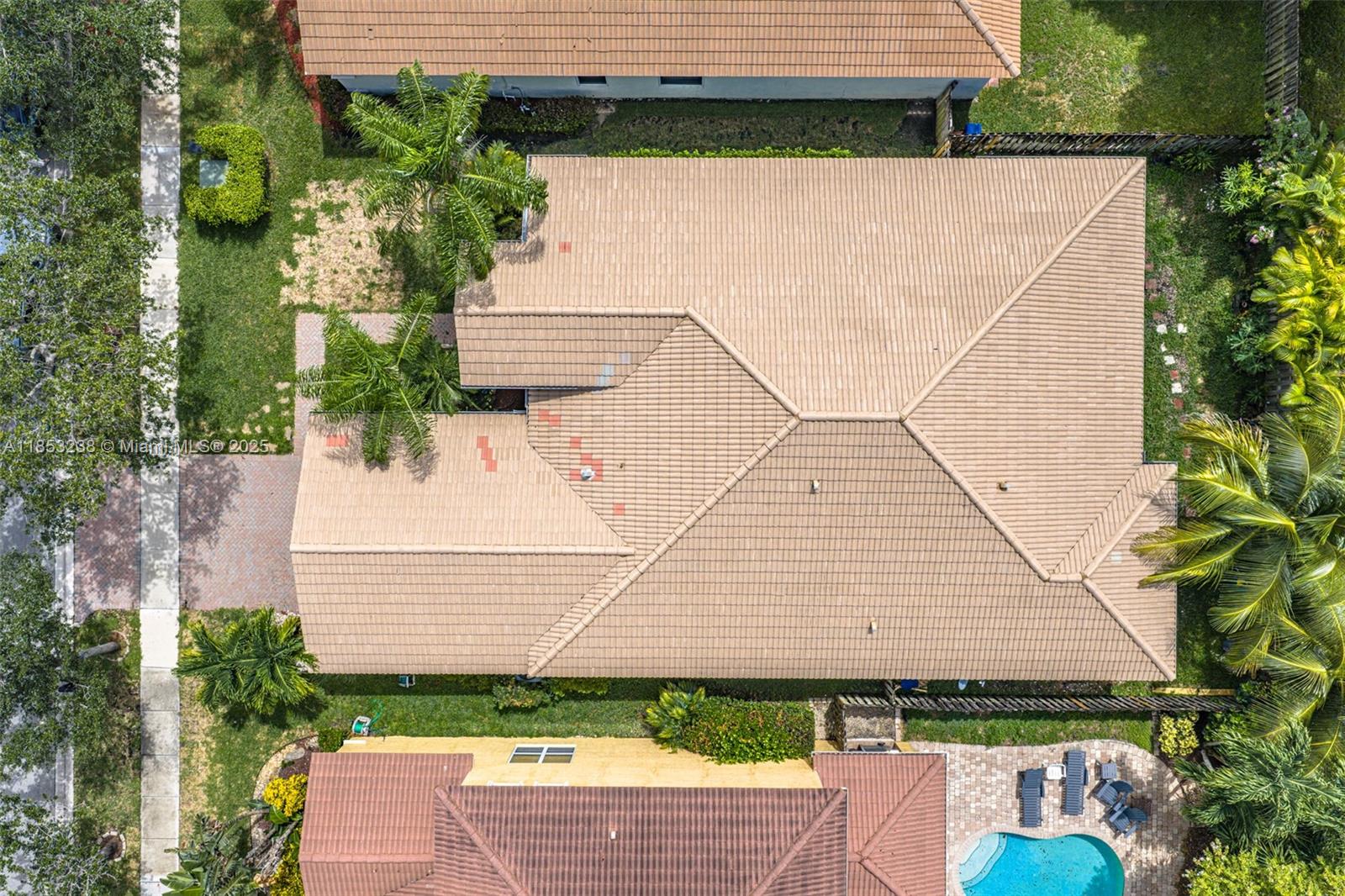 ISLES AT WESTON - Residential