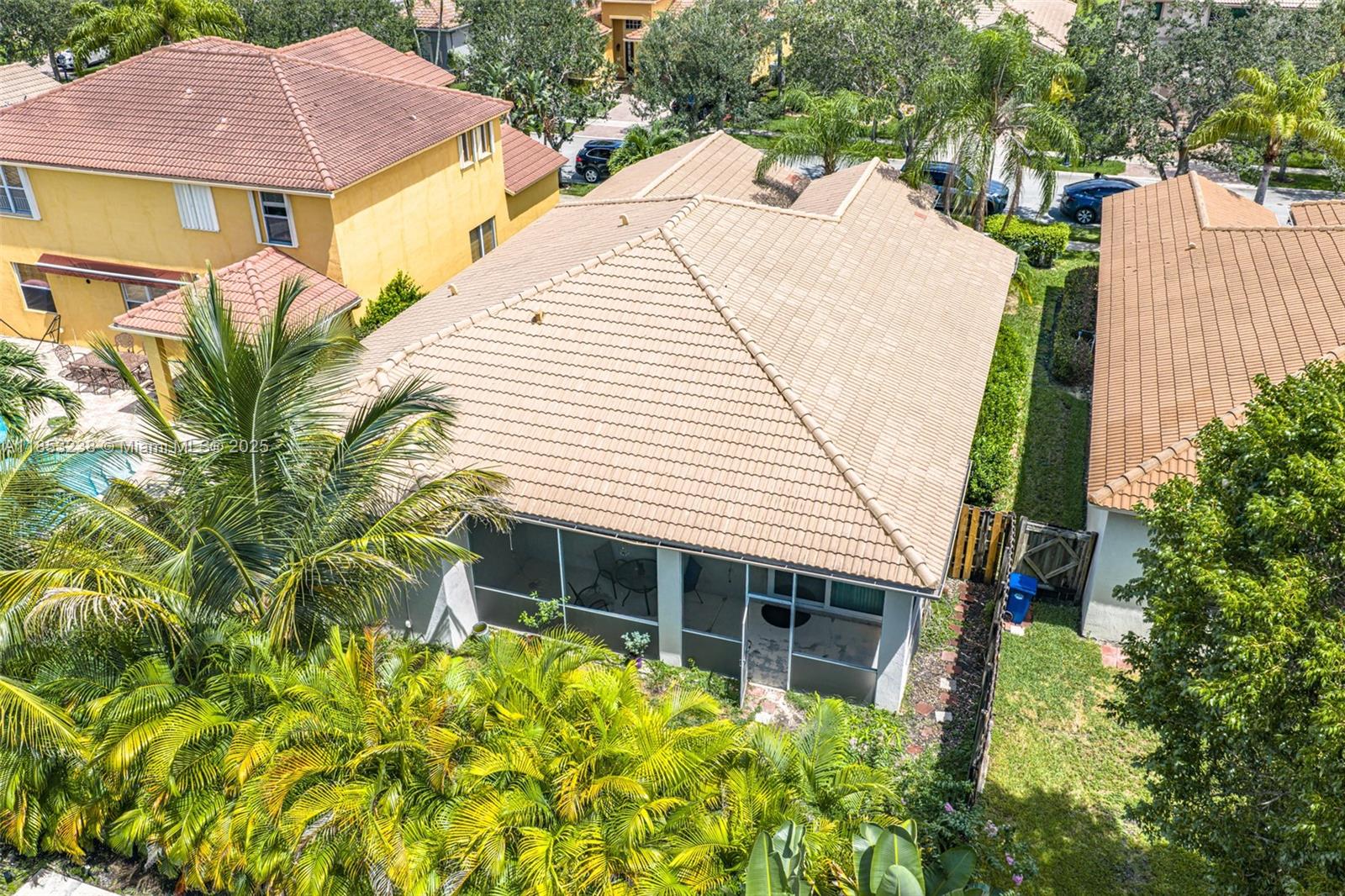 ISLES AT WESTON - Residential