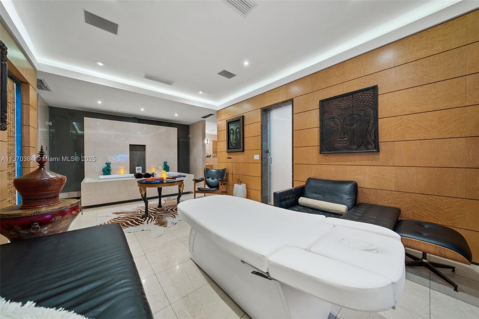 JOURNEYS END ESTATES - Residential