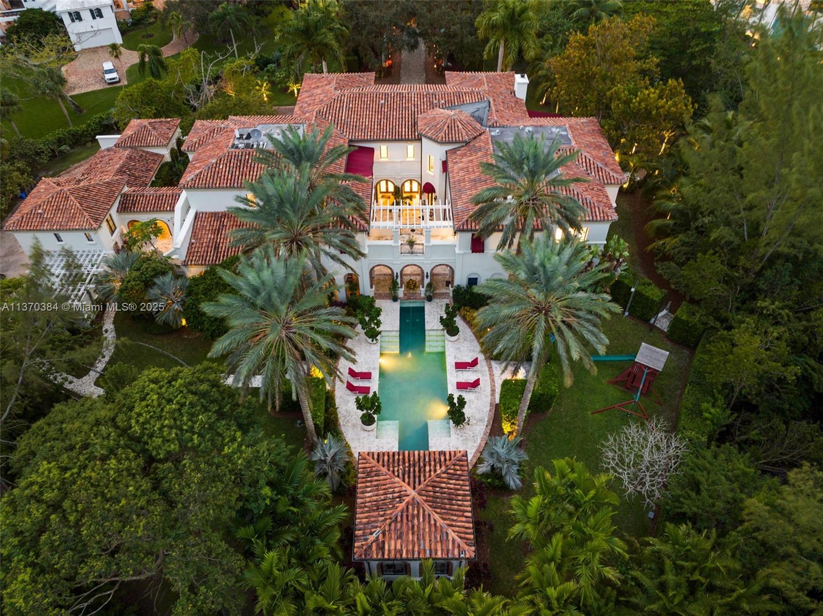 JOURNEYS END ESTATES - Residential