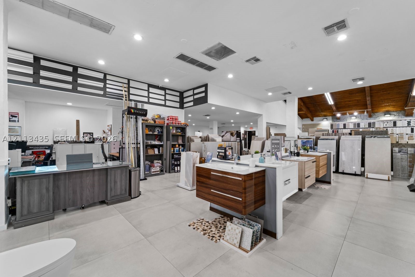 51 S Homestead Blvd