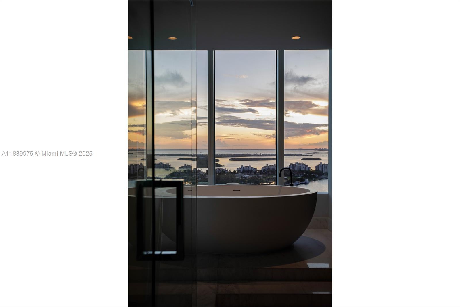 MURANO AT PORTOFINO CONDO - Residential Lease