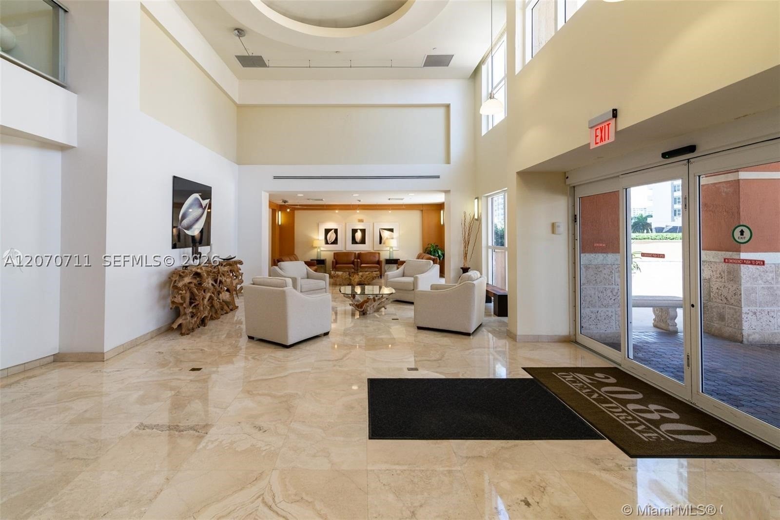 2080 S Ocean Dr LPH9