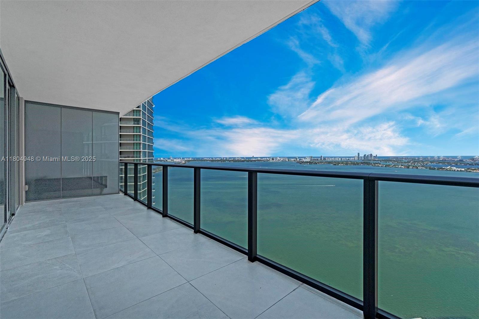 650 Ne 32 4102, Miami, Broward County, Florida - 1 Bedrooms  
2 Bathrooms - 