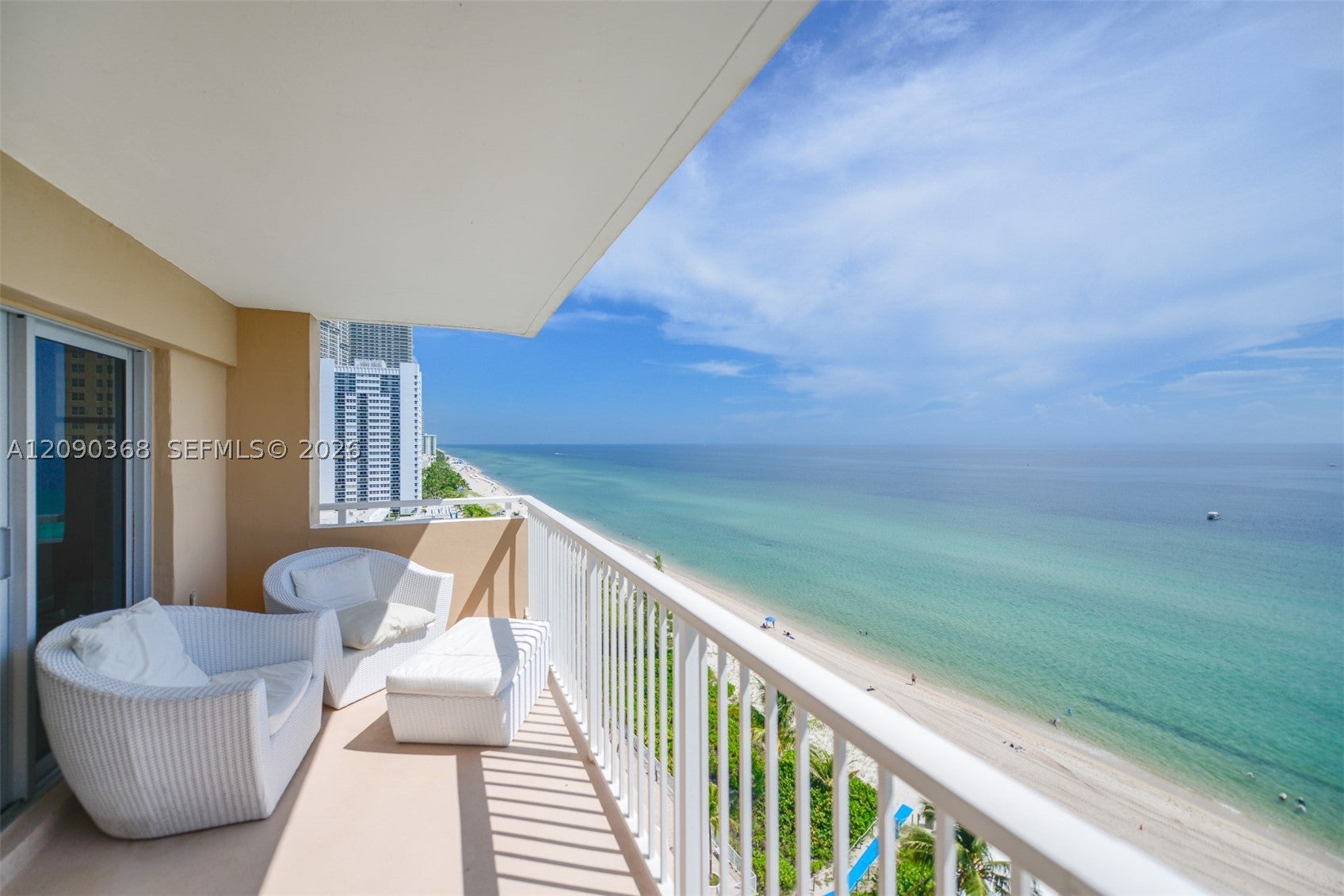 1950 S Ocean Dr 11P