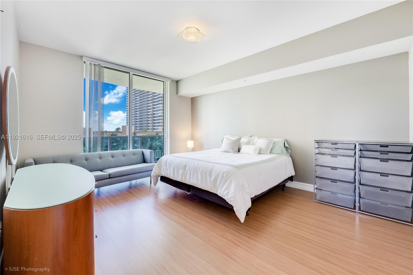 OCEAN MARINE YACHT CLUB C - Residential Lease