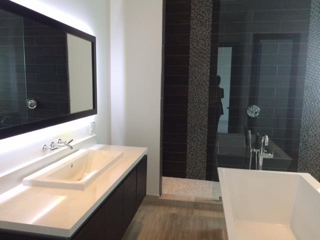OASIS PARK SQUARE - Residential Lease