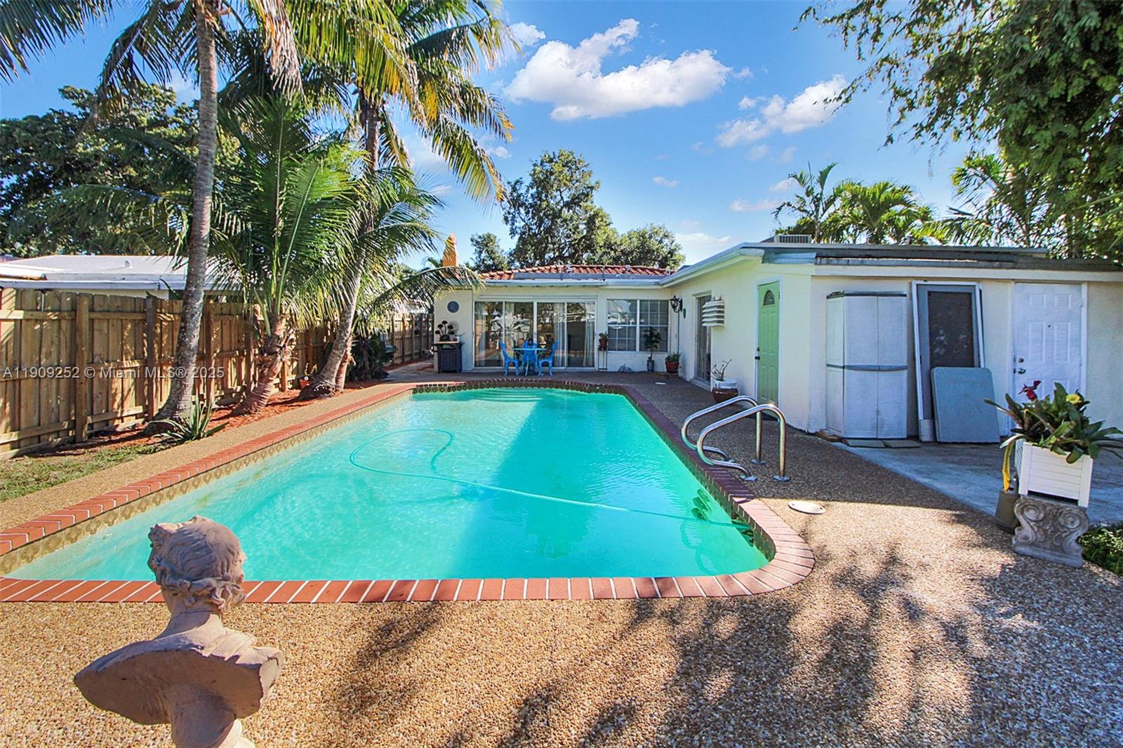 CRANSTON TERRACE - Residential