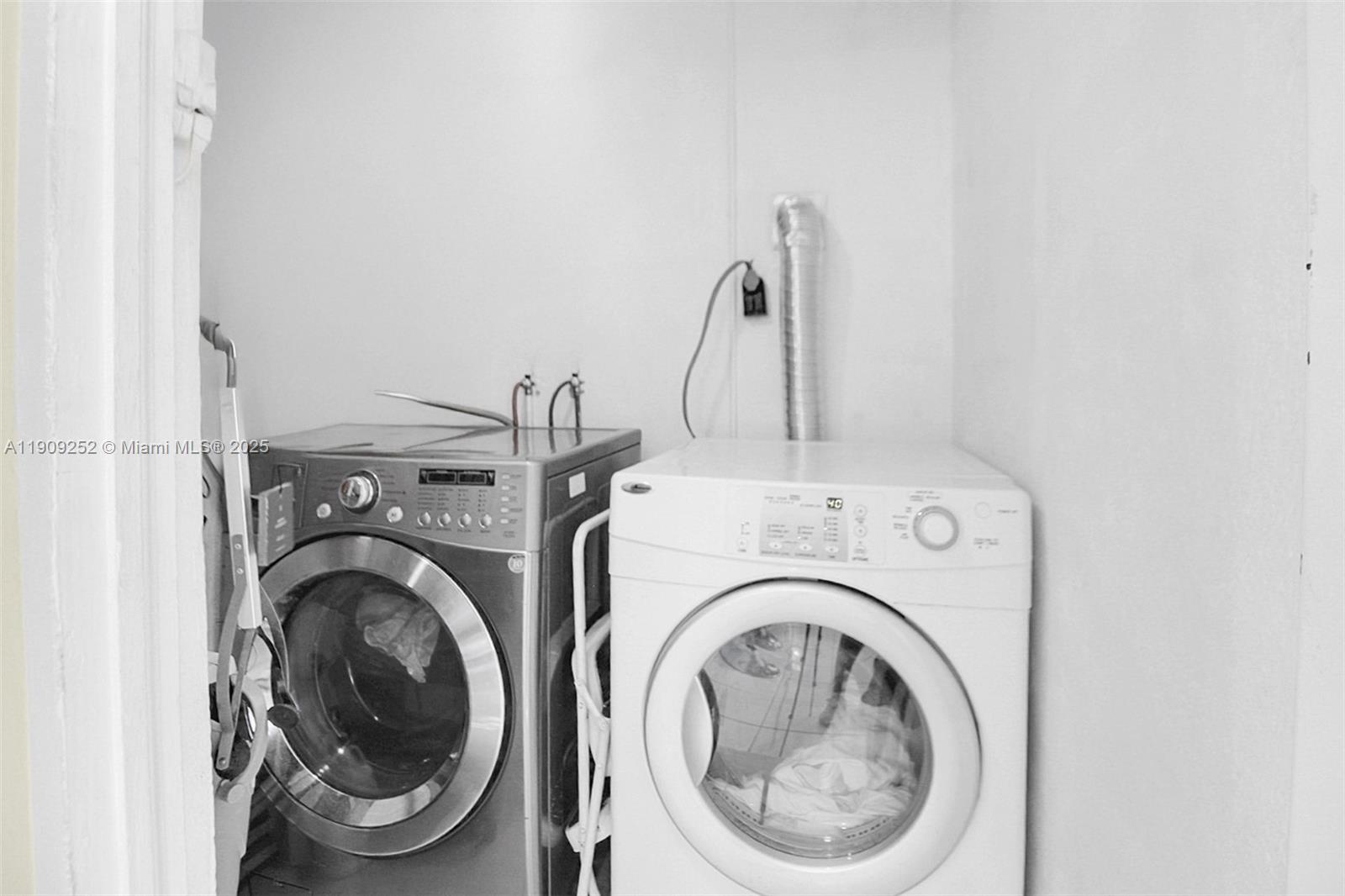 CRANSTON TERRACE - Residential