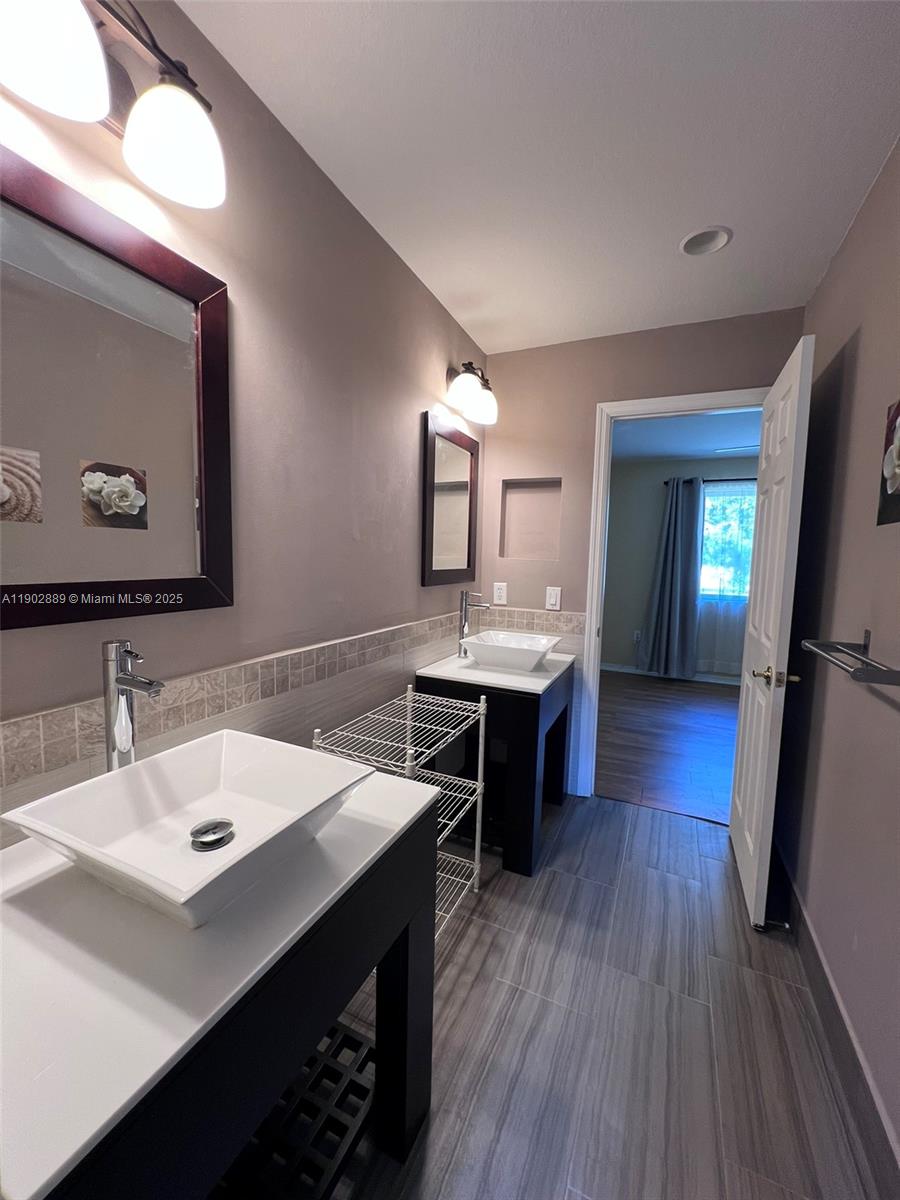 PEMBROKE ISLES 1 - Residential Lease