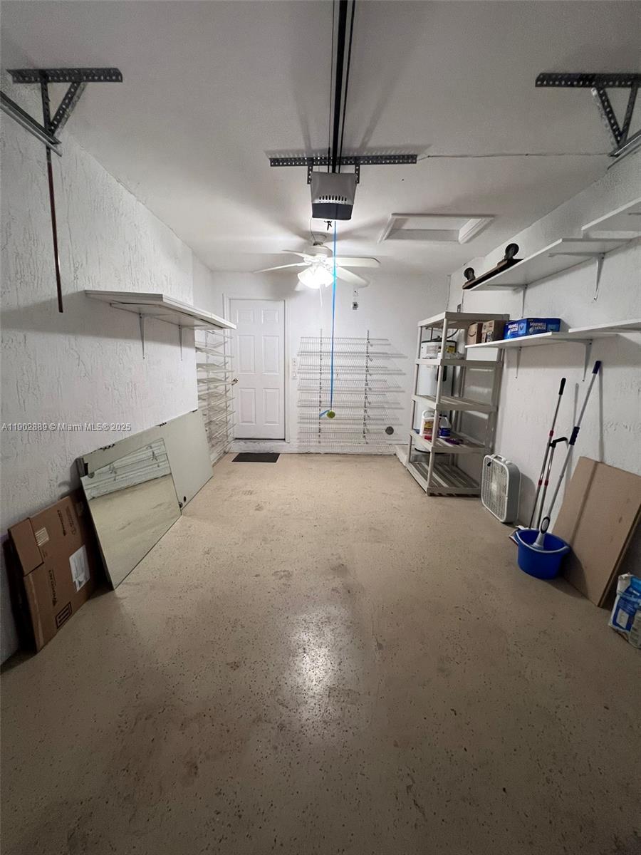 PEMBROKE ISLES 1 - Residential Lease