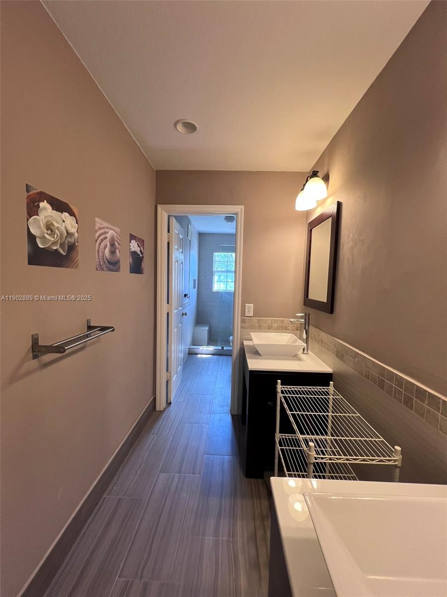 PEMBROKE ISLES 1 - Residential Lease