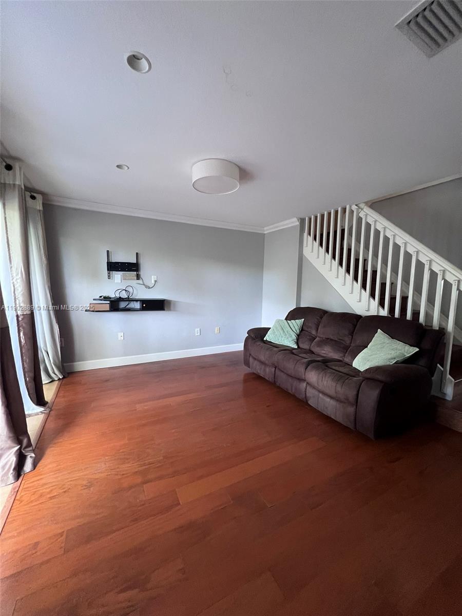 PEMBROKE ISLES 1 - Residential Lease