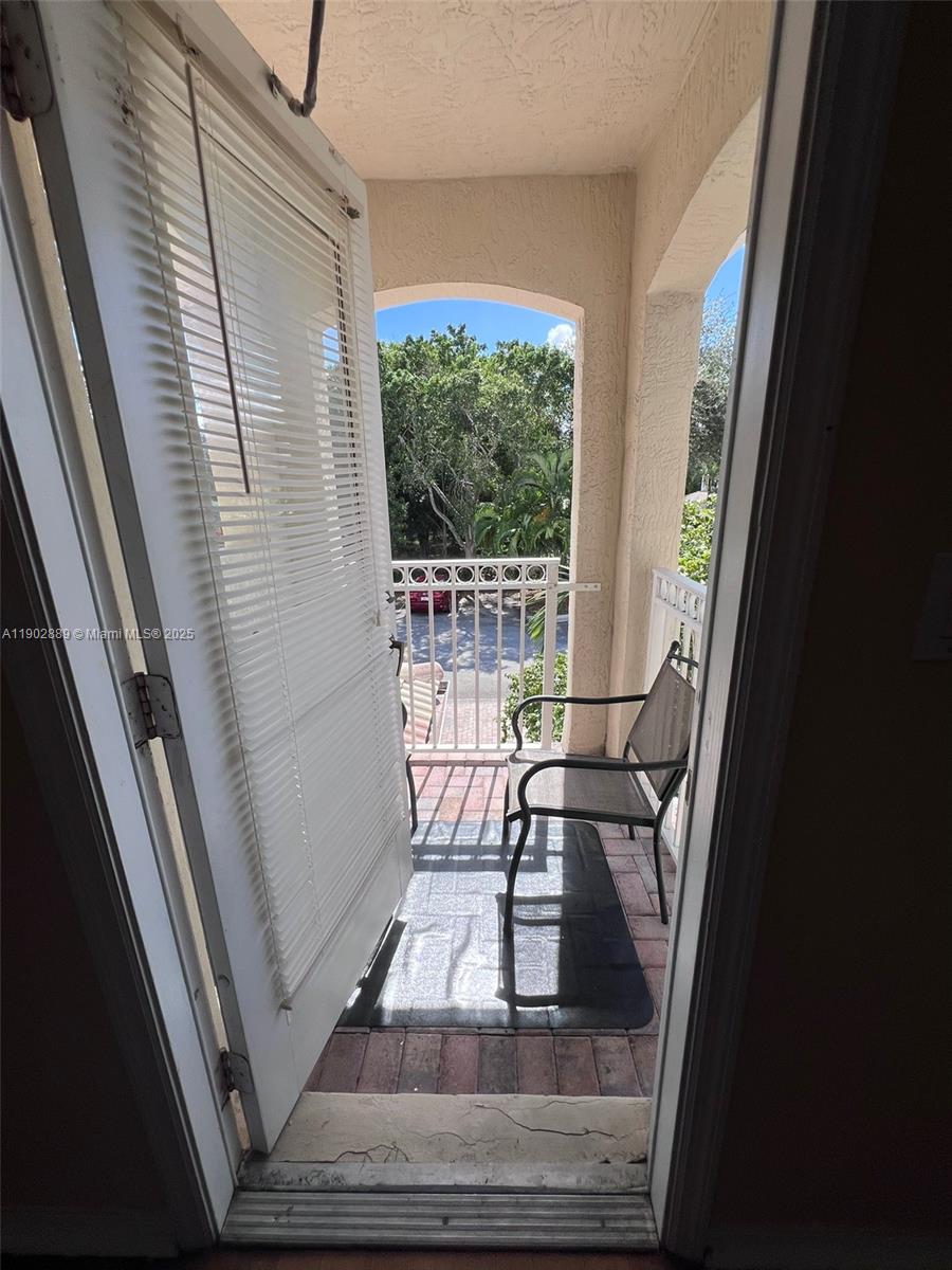 PEMBROKE ISLES 1 - Residential Lease