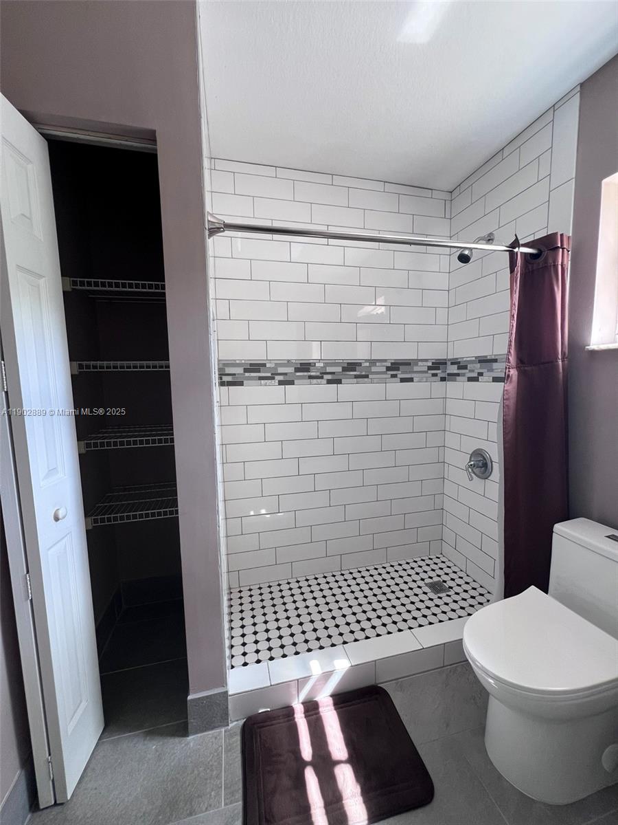 PEMBROKE ISLES 1 - Residential Lease