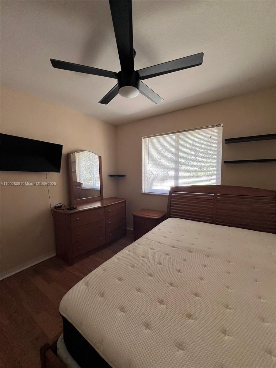 PEMBROKE ISLES 1 - Residential Lease