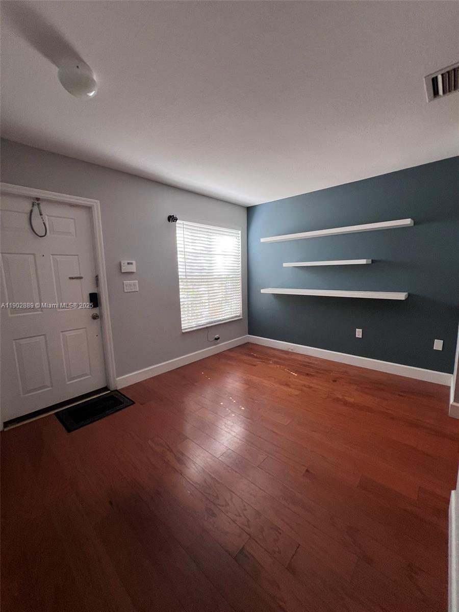 PEMBROKE ISLES 1 - Residential Lease