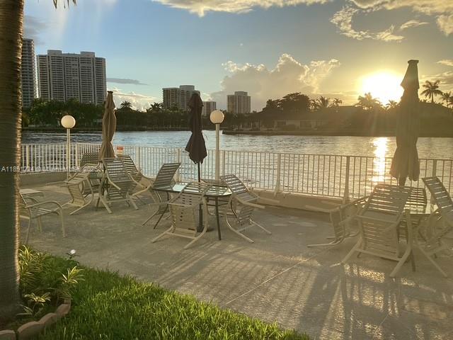 AMBASSADOR SOUTH CO-OP - Residential