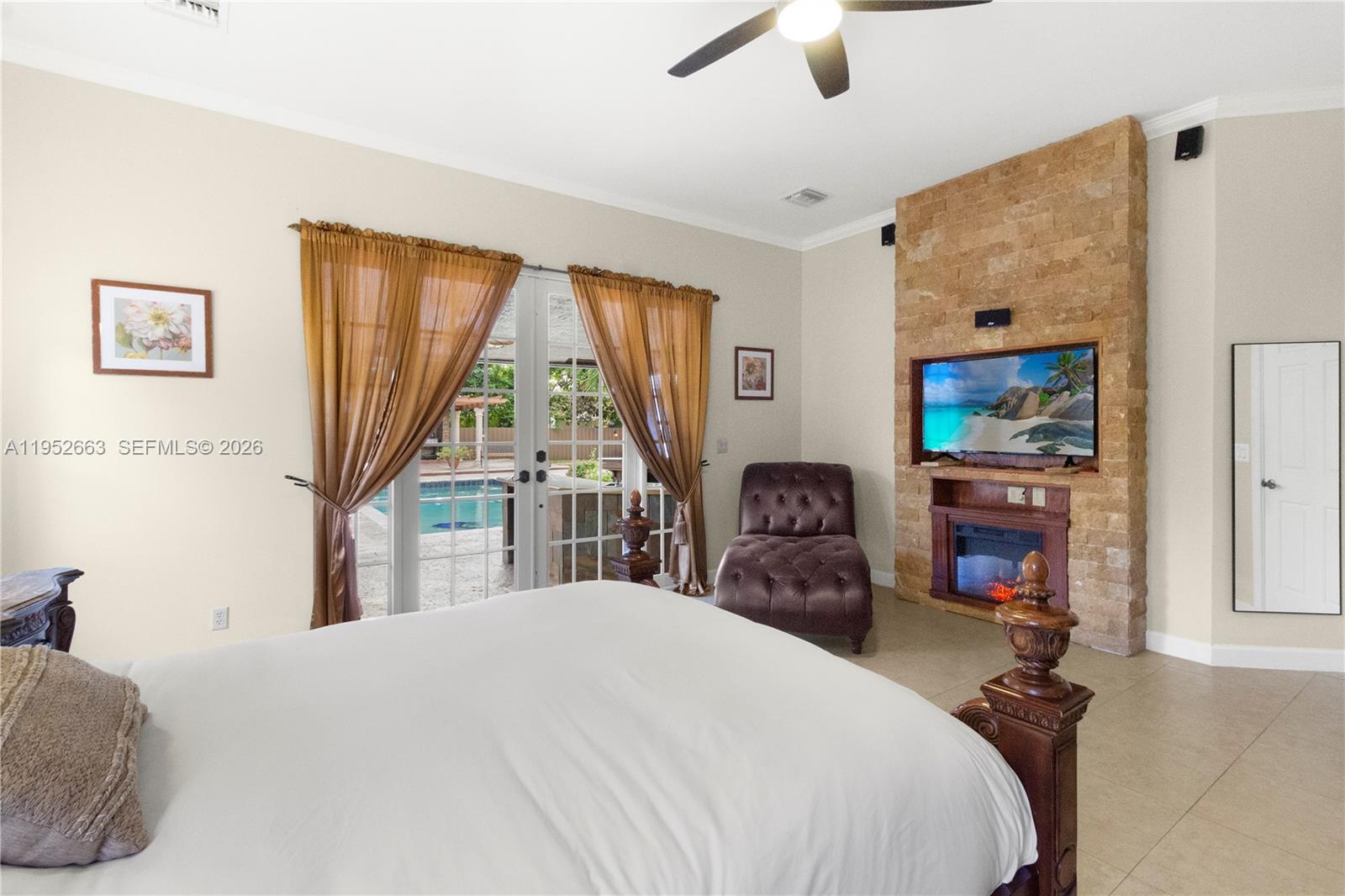 RAMBLEWOOD - Residential