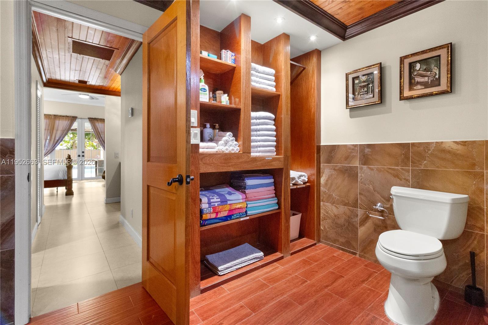 RAMBLEWOOD - Residential