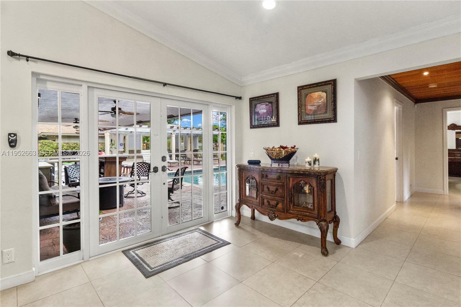 RAMBLEWOOD - Residential