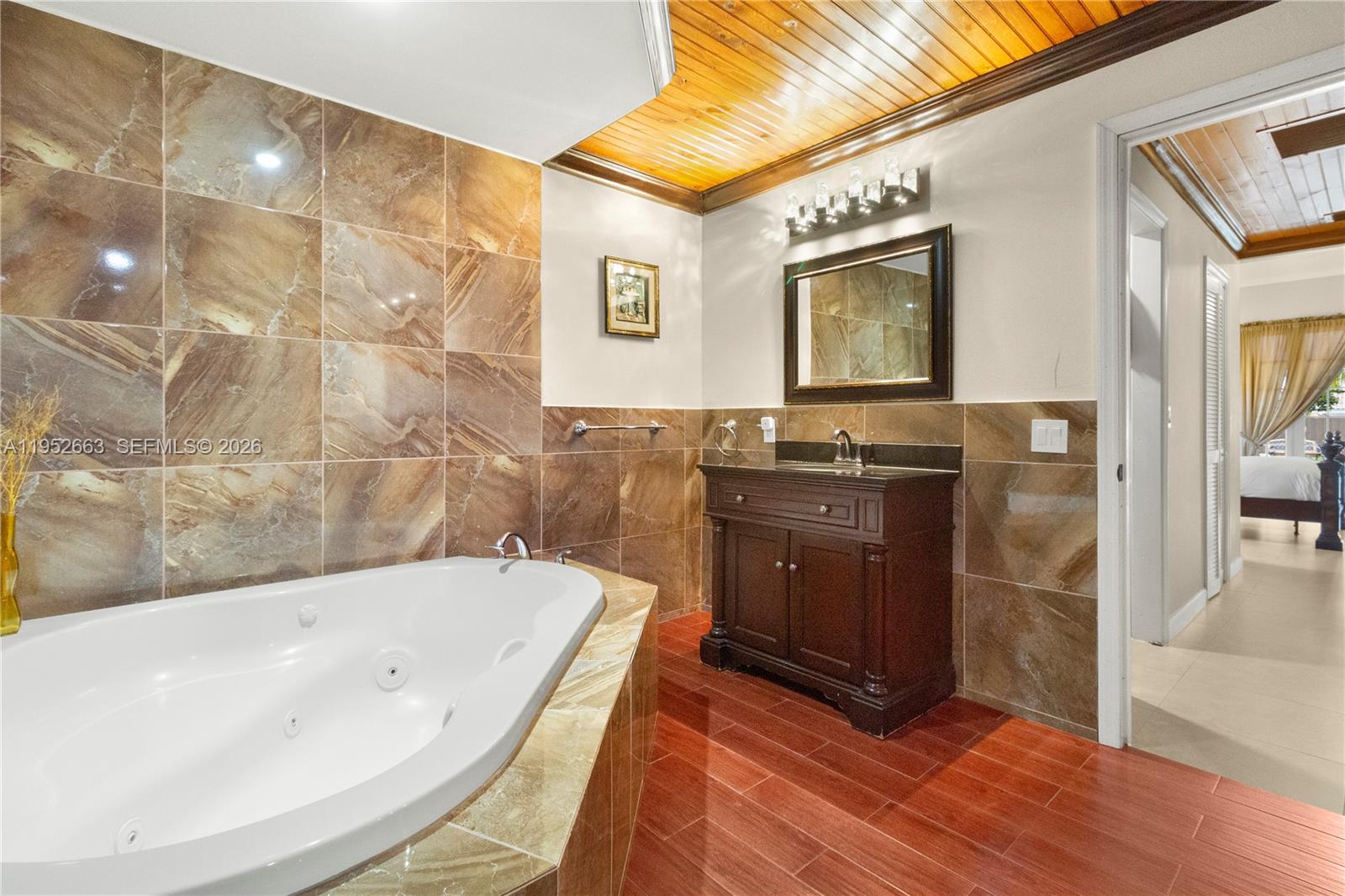 RAMBLEWOOD - Residential