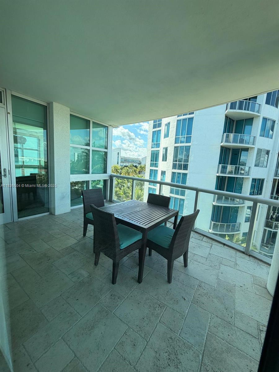 THE ATRIUM AT AVENTURA CON - Residential