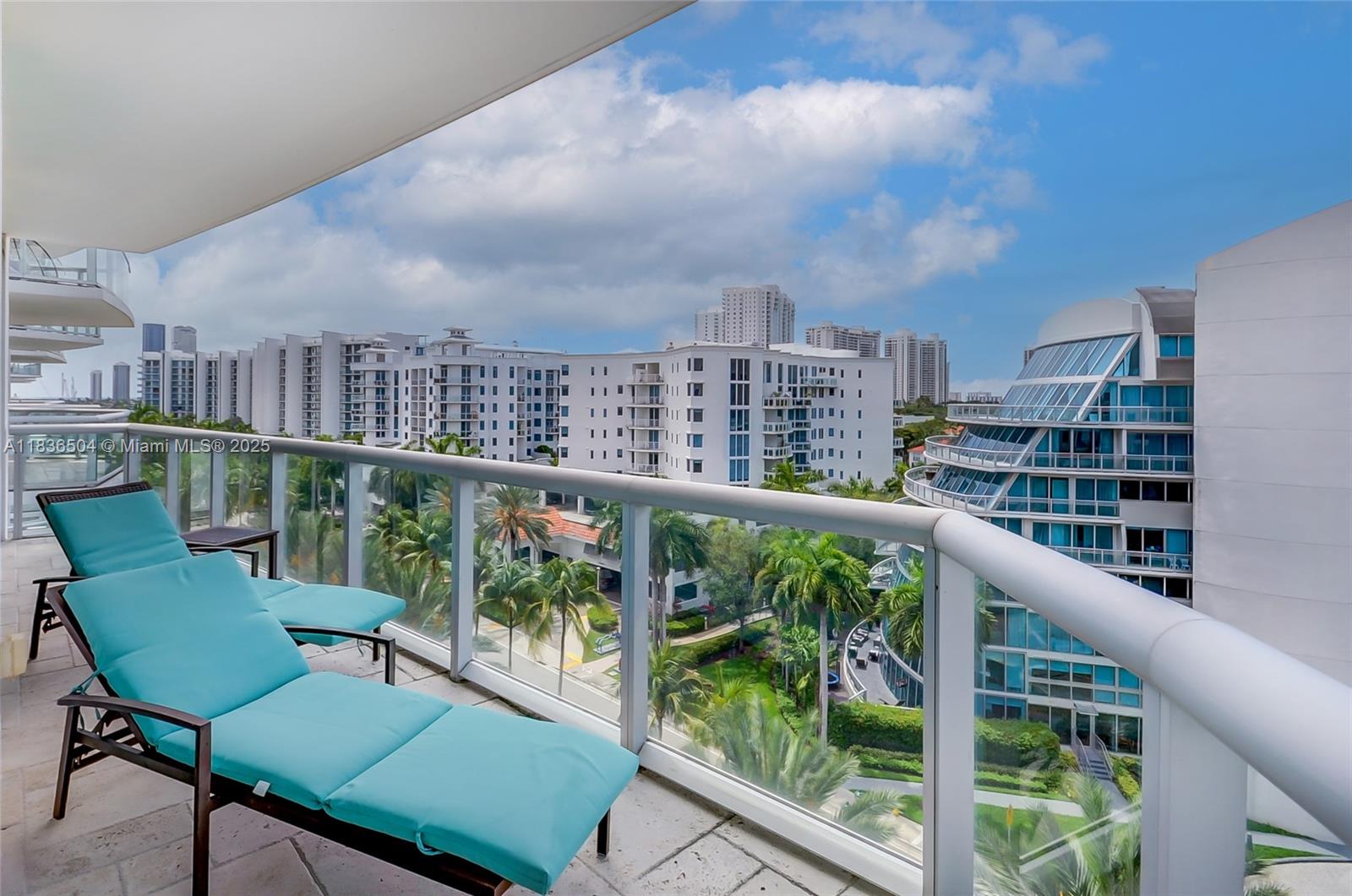 THE ATRIUM AT AVENTURA CON - Residential