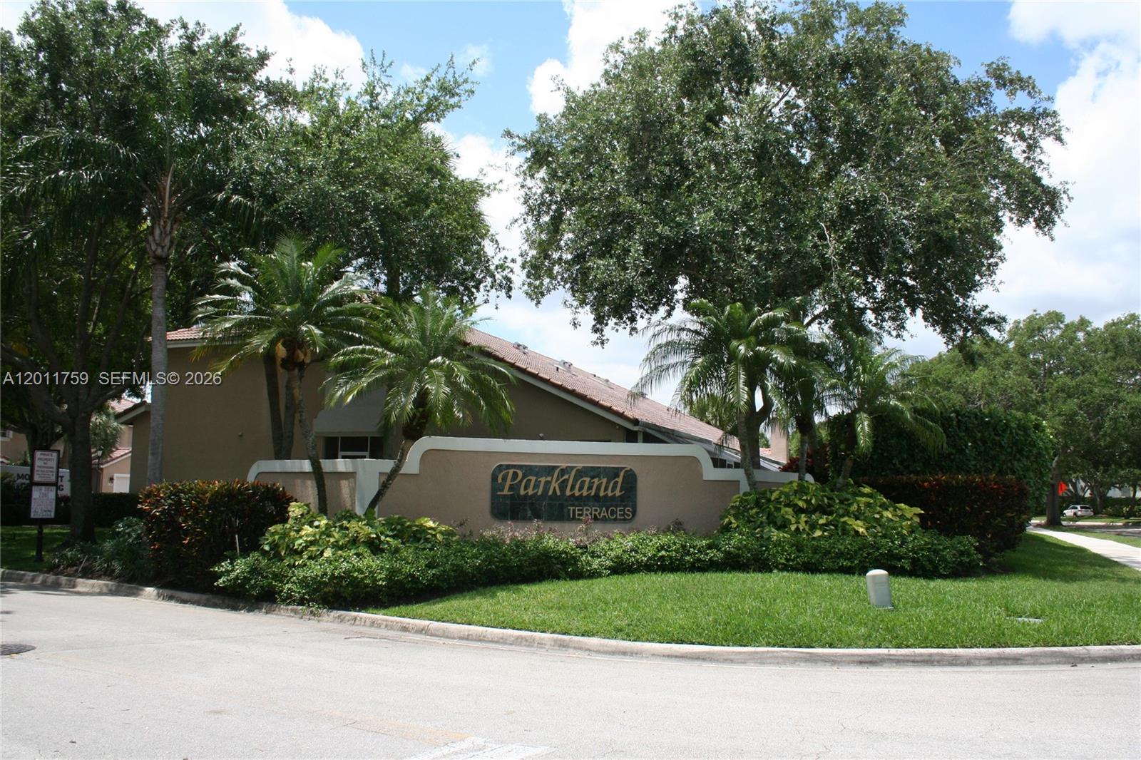 PARKLAND TERRACES - Residential