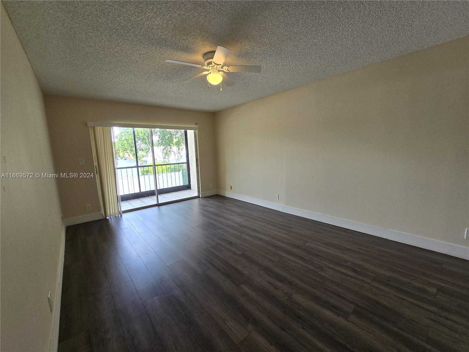 RAMBLEWOOD EAST CONDO - Residential