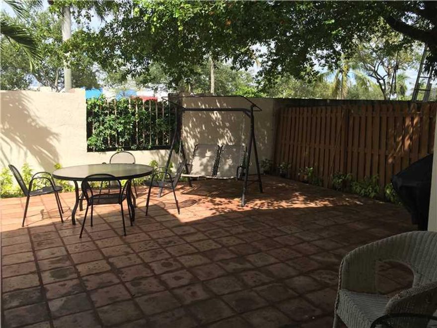 Excellently maintained house, all appliances and bathrooms in excellent condition. Next to Schools. Cul de Sac entrance, One car garage plus ample space for multiple cars, Open layout throughout the house, Master Bedroom opens to Patio. Spacious yard with  Terracota tiles - great for relaxation and entertainment plus ample green area for private garden.