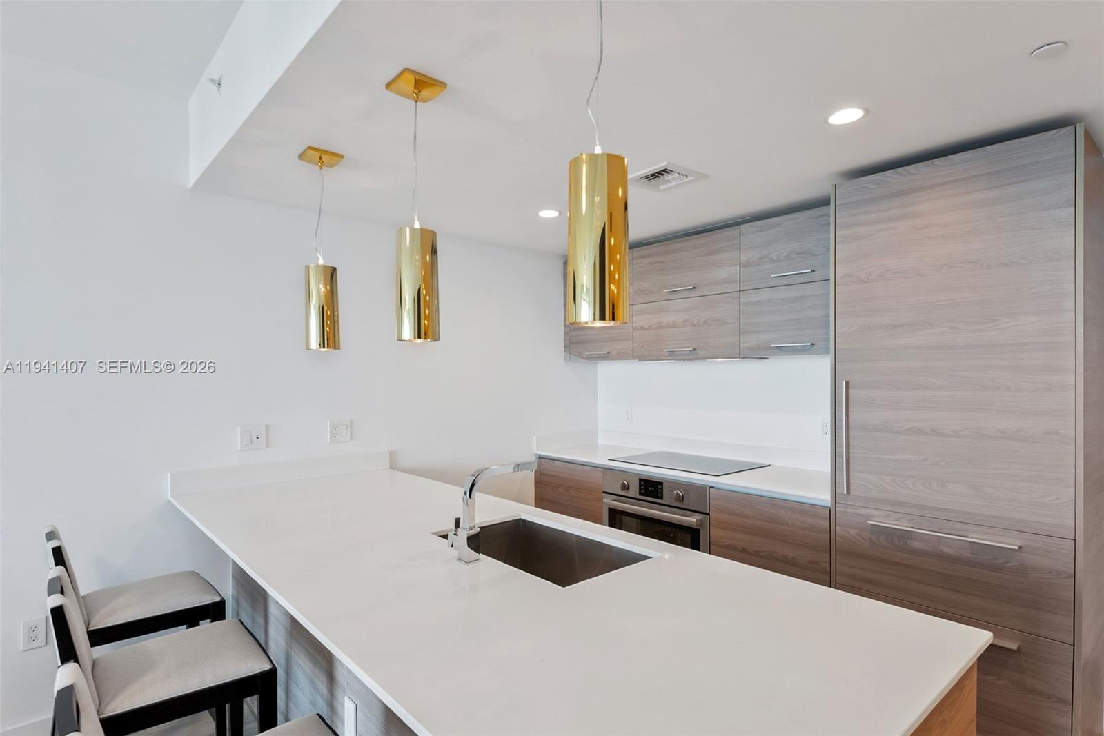 1300 S MIAMI AVENUE CONDO - Residential