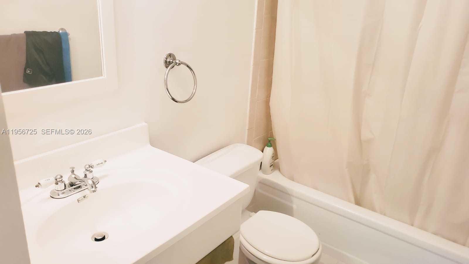 INVERWOOD CONDO - Residential