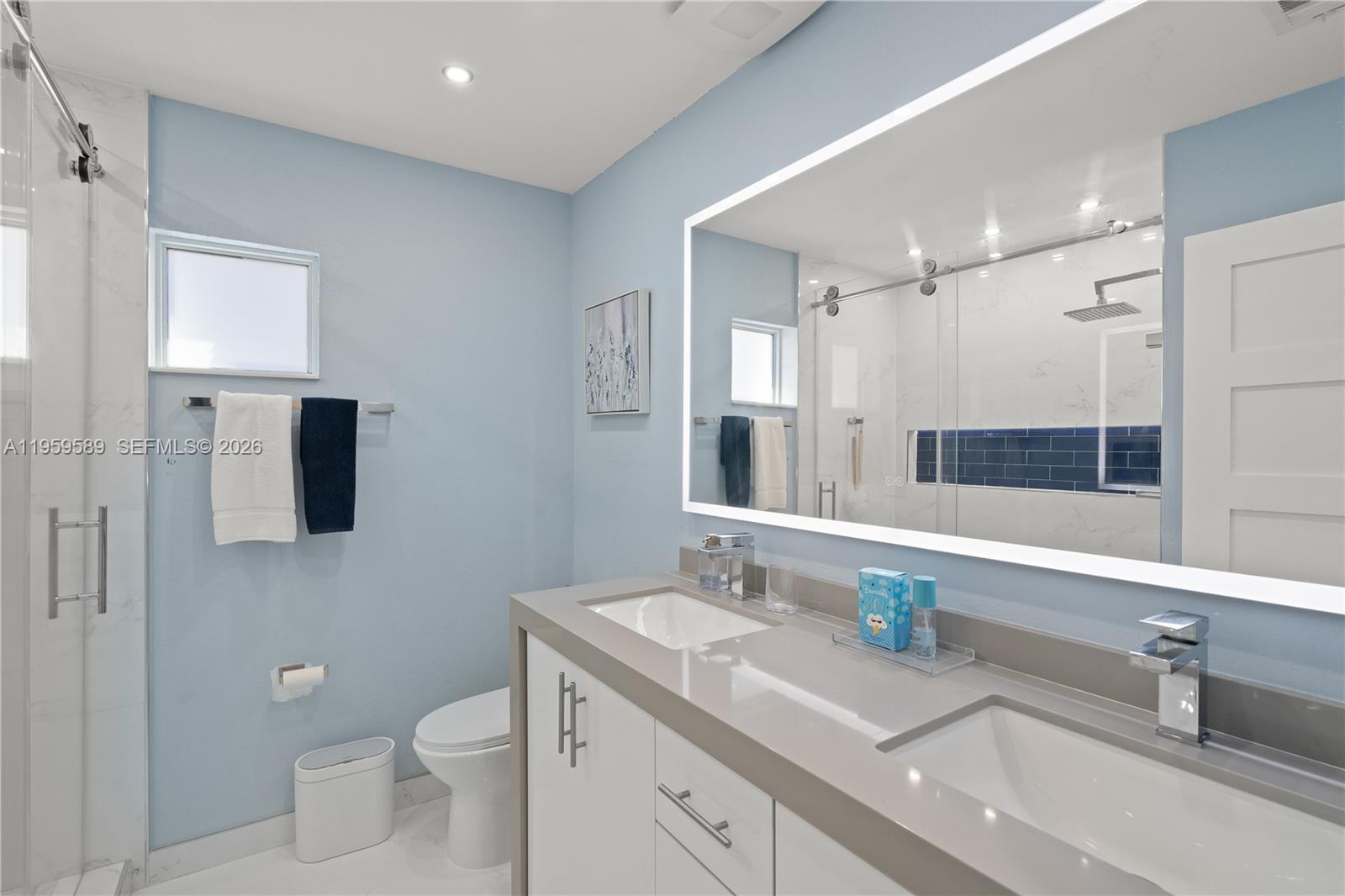 KINGS COVE - Residential