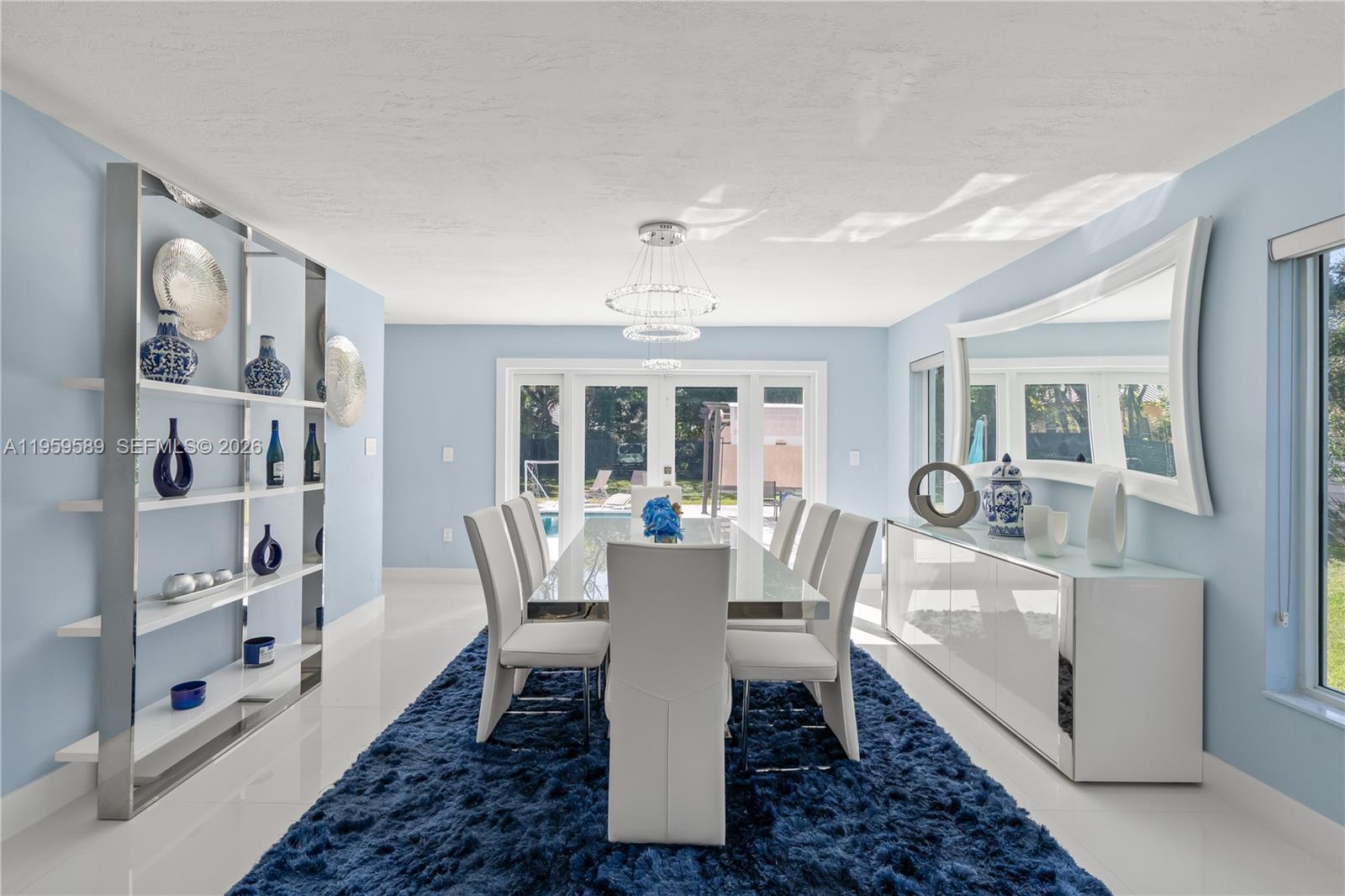 KINGS COVE - Residential