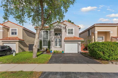 Photo of 4420 SW 82nd Way, Davie, FL 33328 (MLS # A11992188)